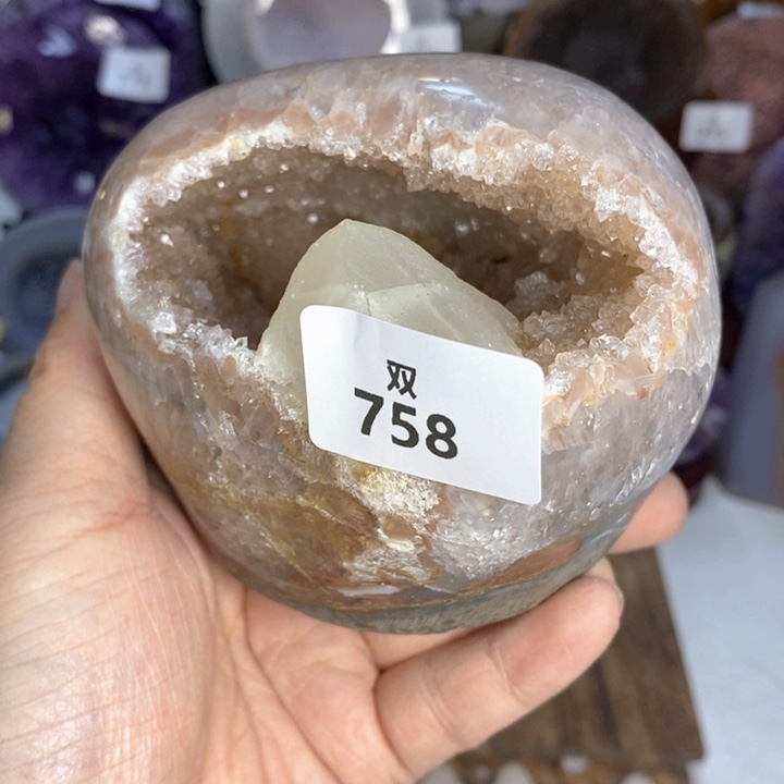 未镶嵌水晶大型摆件（非配饰）方解石
