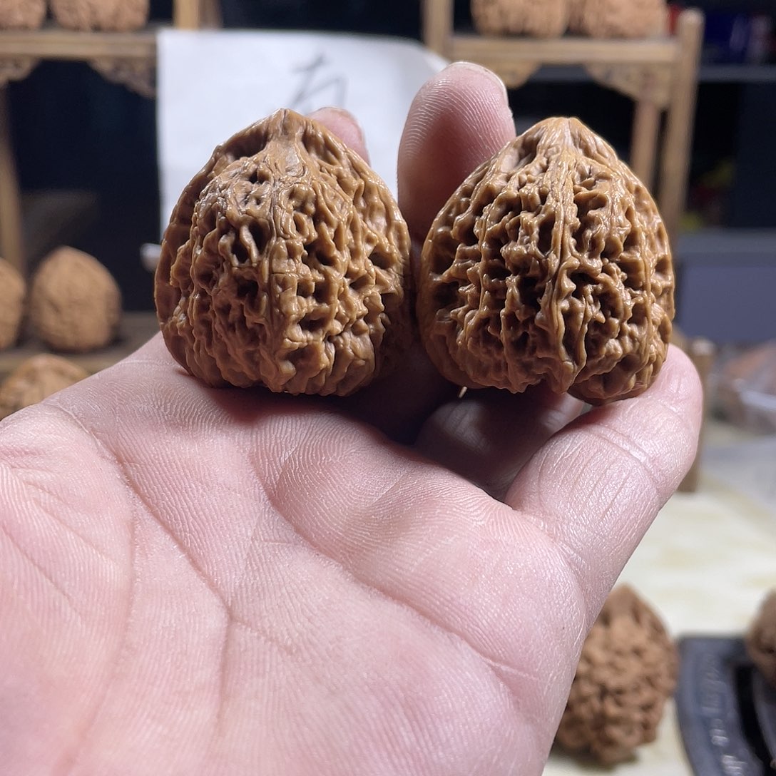 桃核吊坠错*文玩核桃南将石