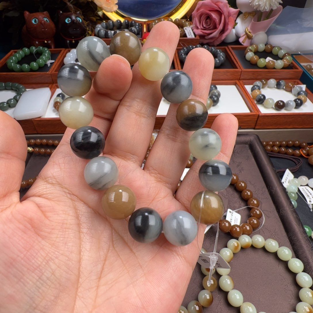 和田玉手链未镶嵌天花板楼兰14