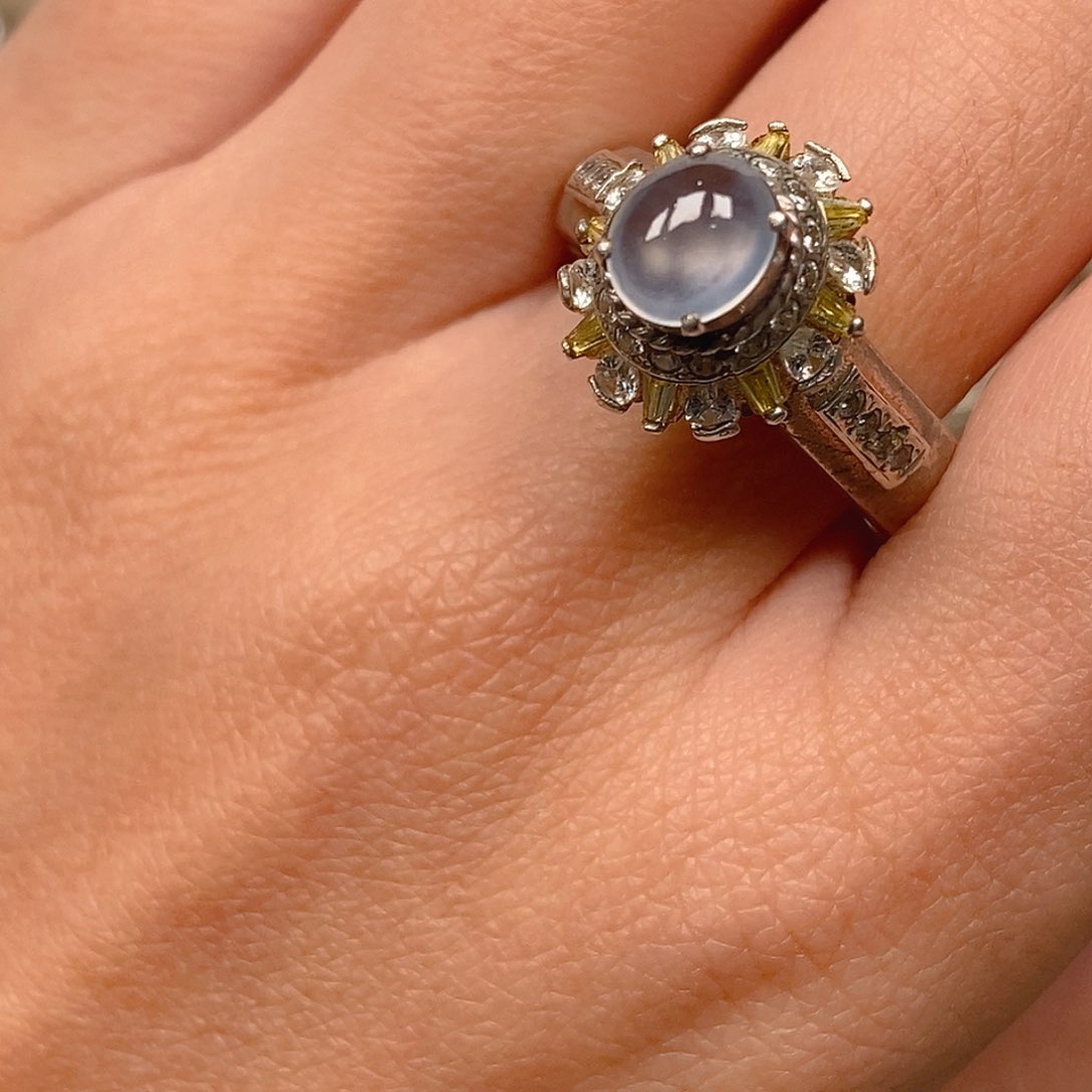 翡翠戒指未镶嵌玻璃种