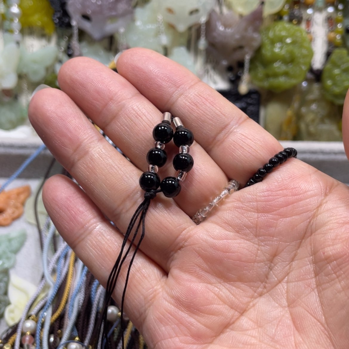 【闪购商品】岫玉颈饰未镶嵌梦****࿐绳子