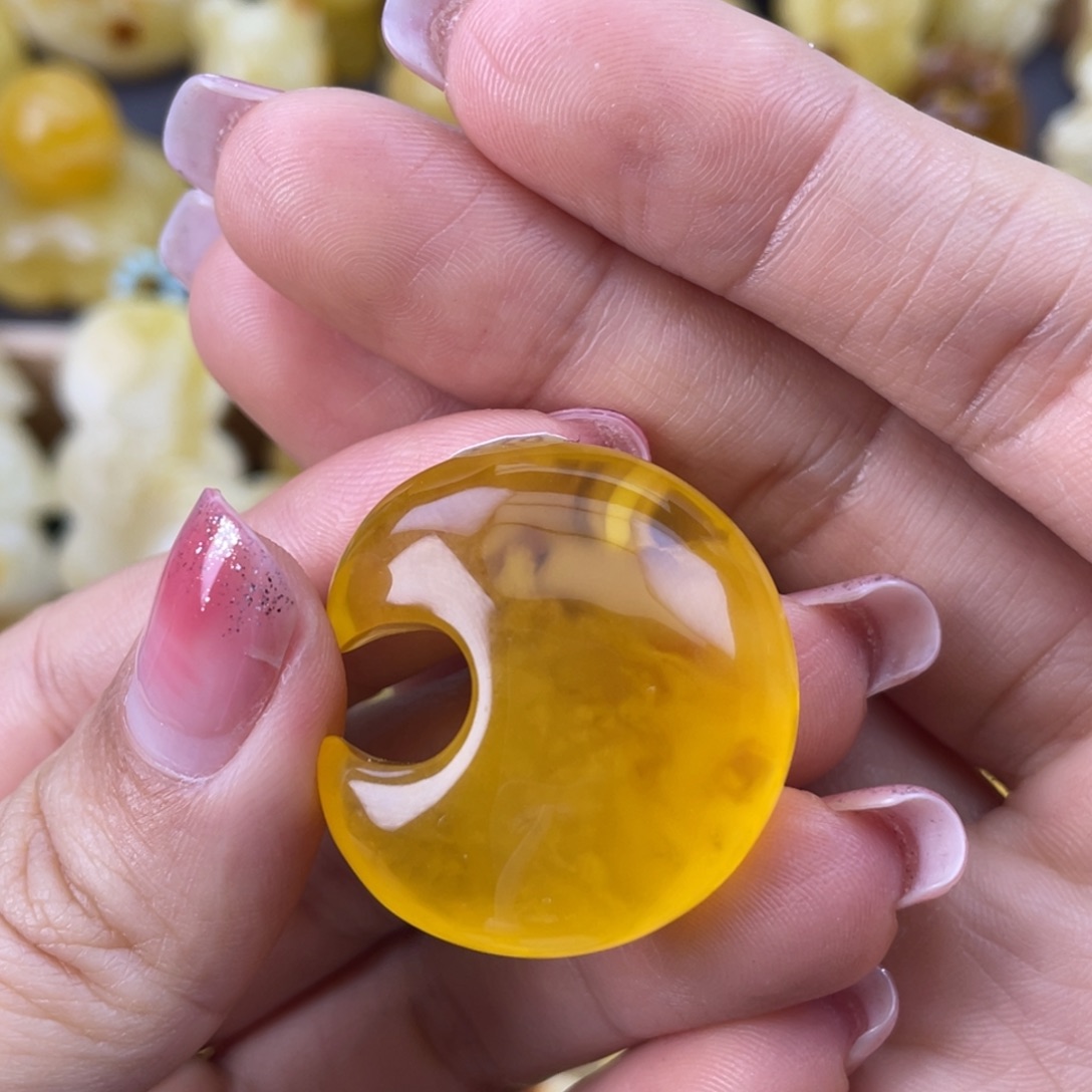 琥珀裸石未镶嵌蜜蜡