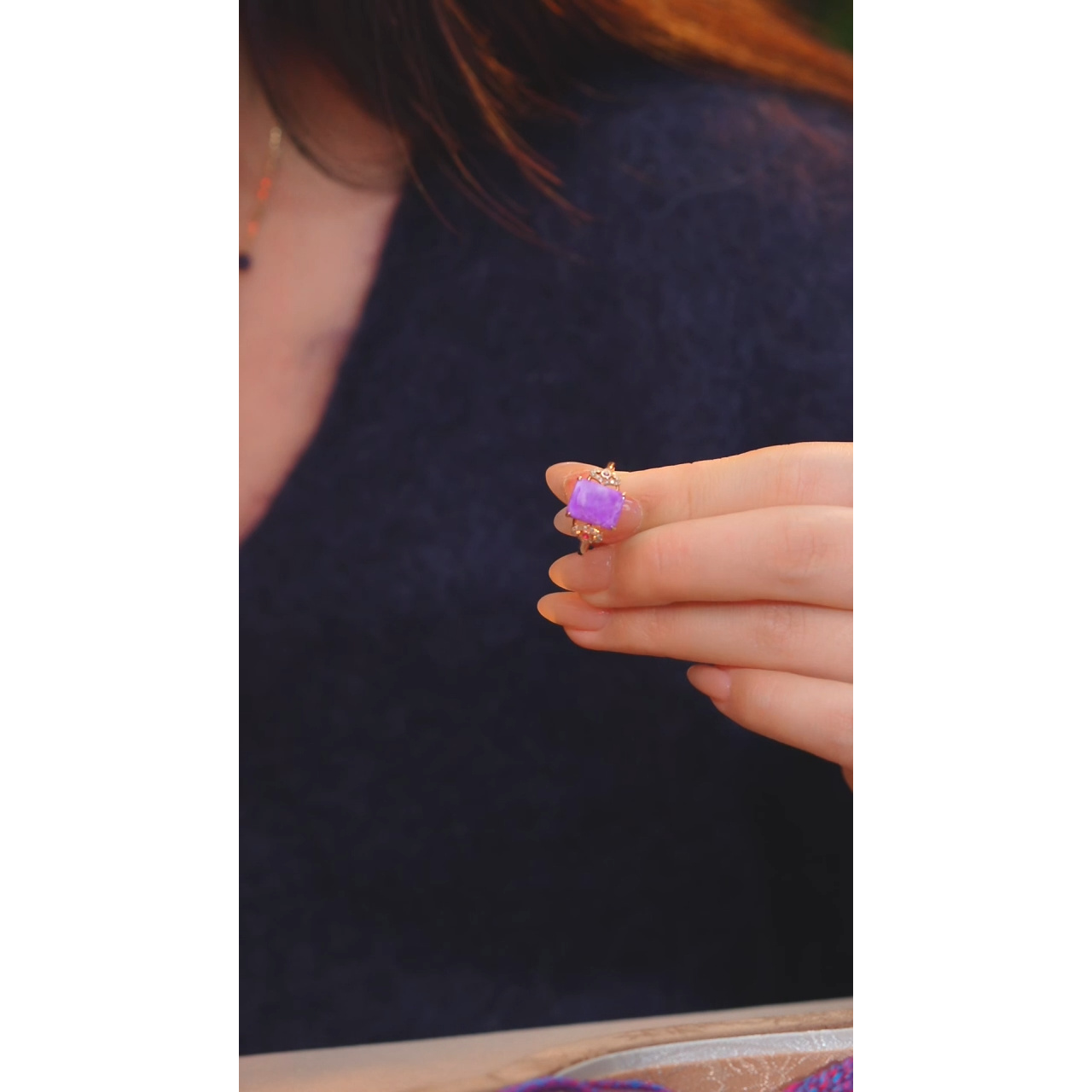 苏纪石（舒俱来）戒指18K金镶嵌多样性发（1号）@@Q9577