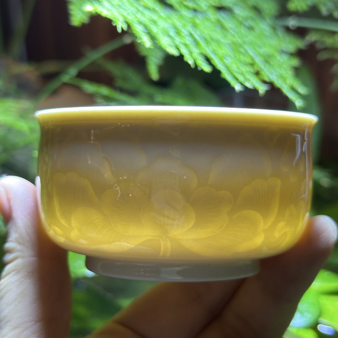 微澜定瓷～高工款牡丹纹炉式杯 薄胎全手满工剔花 满水130ml官字款