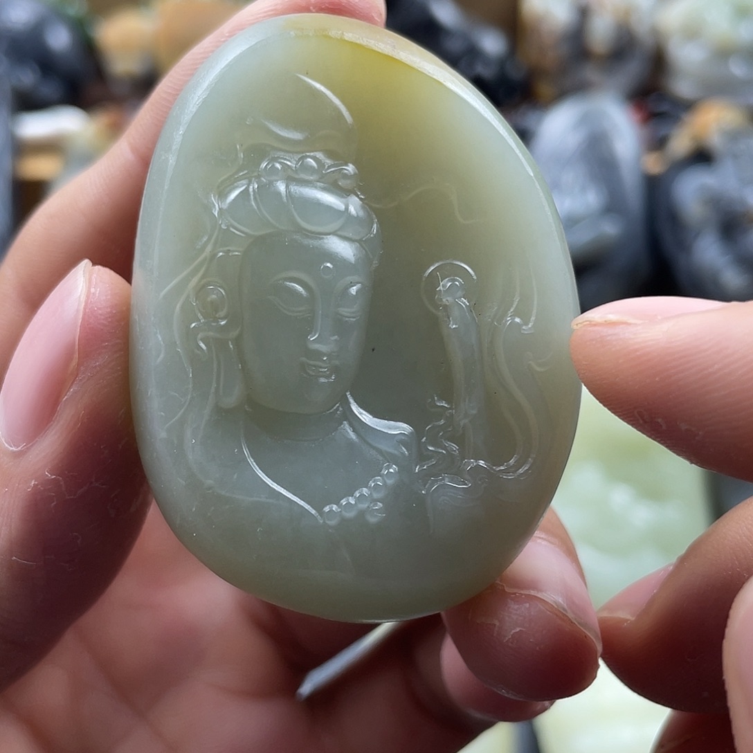 未镶嵌和田玉挂件