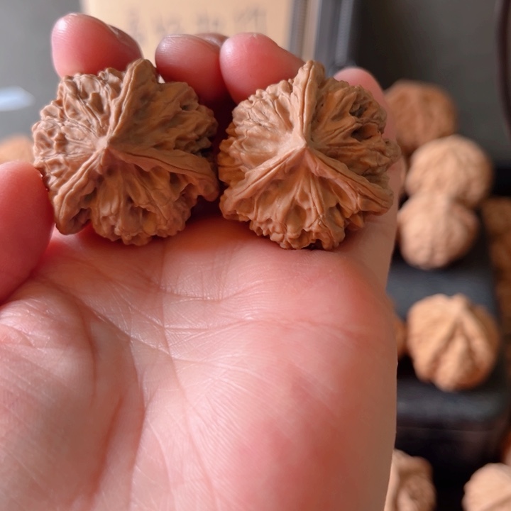 秋***平文玩核桃吊坠文玩