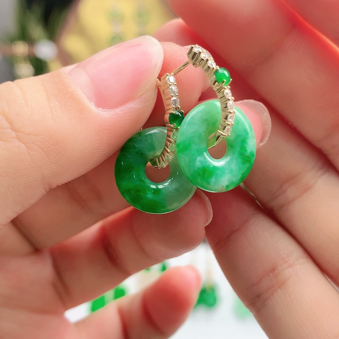 翡翠耳饰18K金镶嵌耳饰