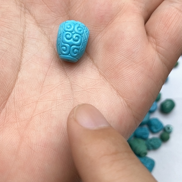 未镶嵌绿松石珠宝奇石