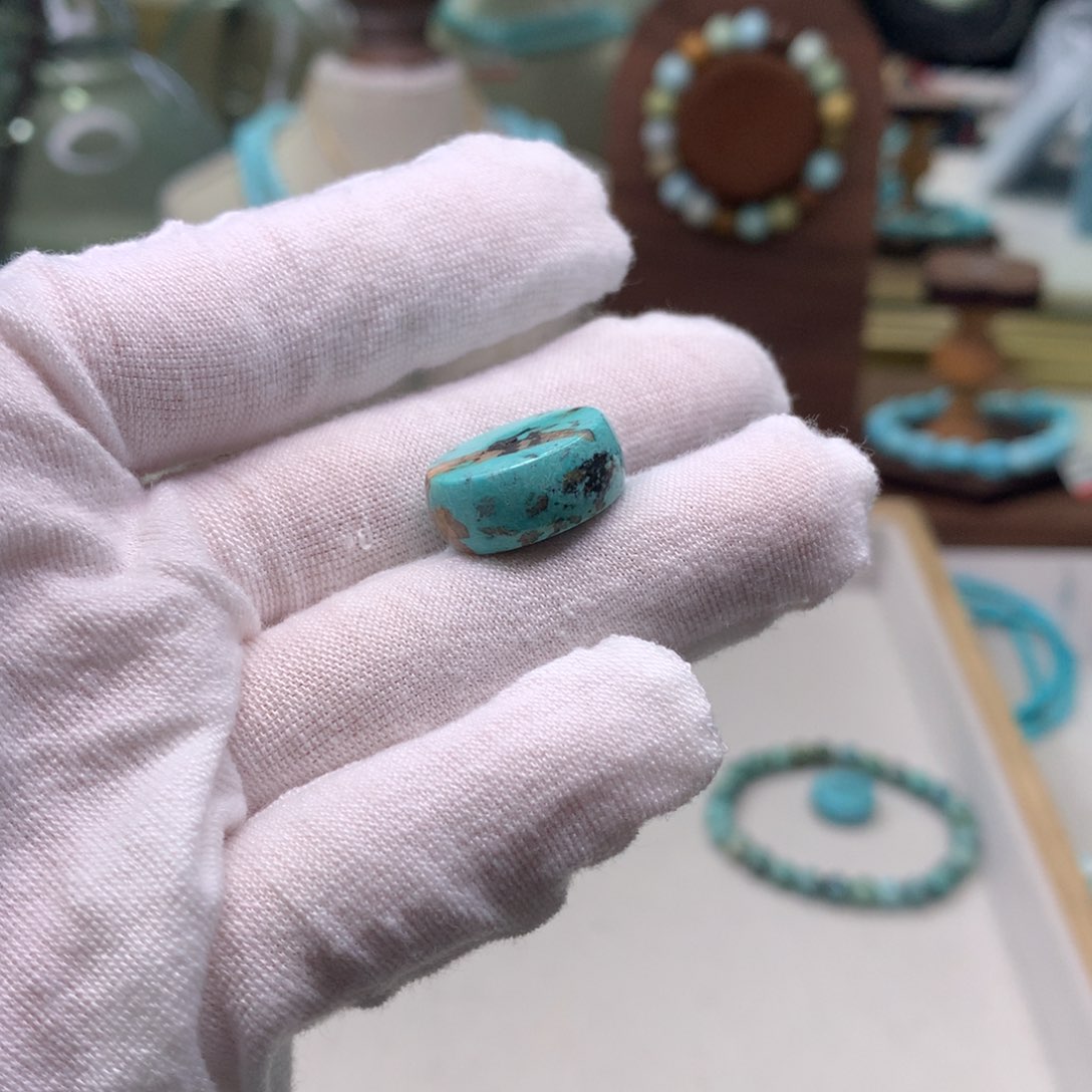 绿松石配饰未镶嵌