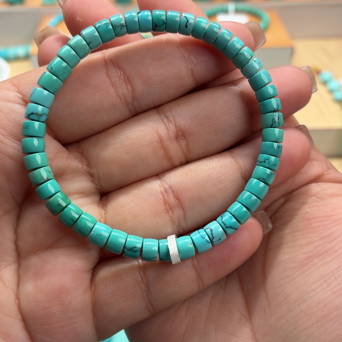 绿松石未镶嵌珠宝奇石直切5.5