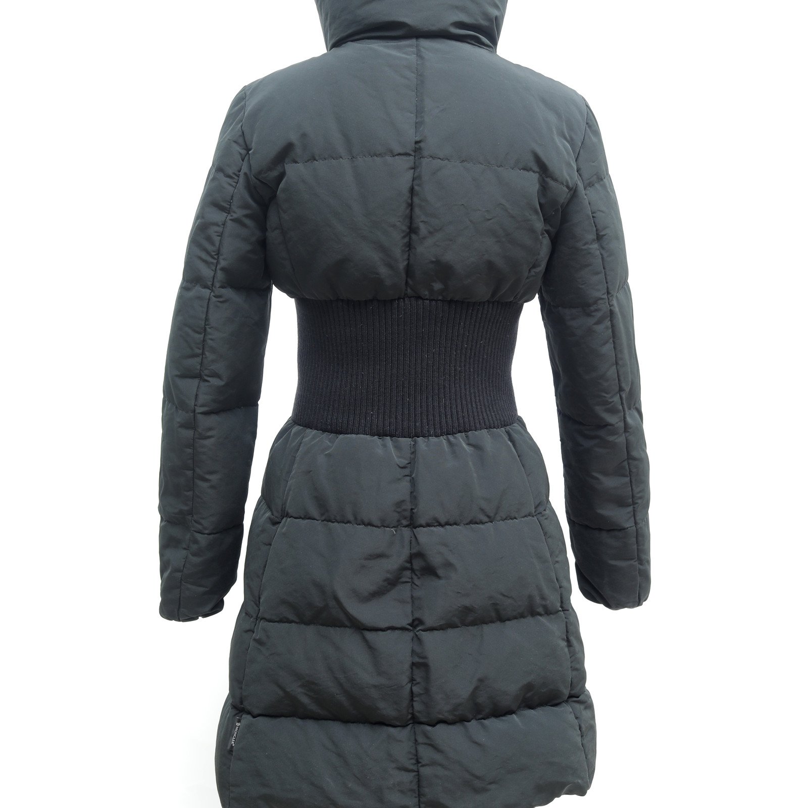95新 MONCLER 黑黑精选收腰羽绒服