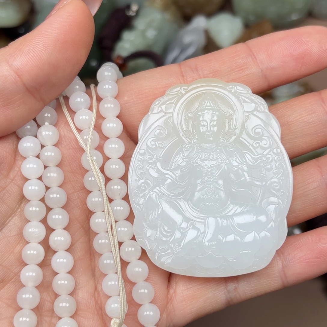 和田玉颈饰未镶嵌自**风