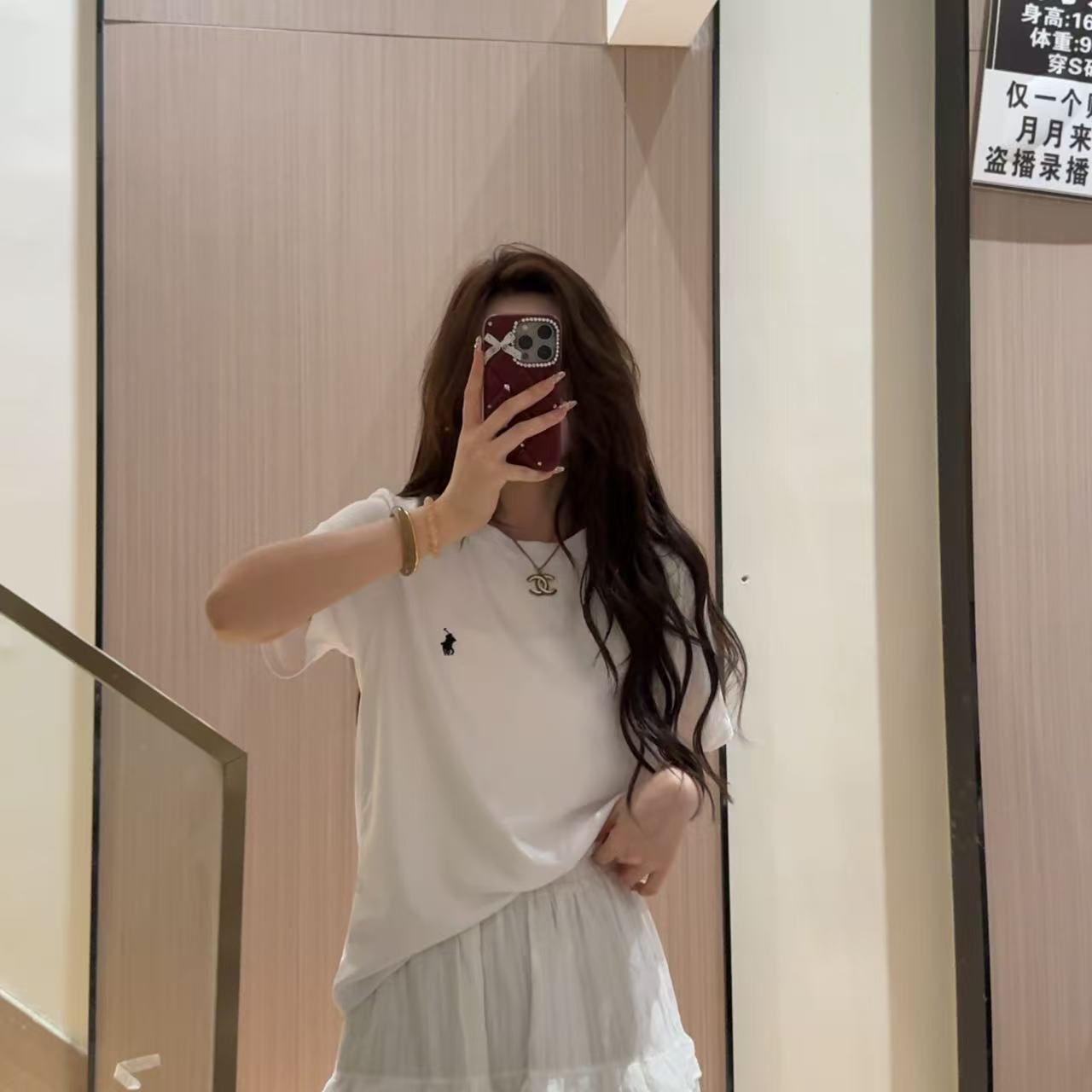 新款小马刺绣圆领短袖T恤修身白色夏季上衣打底衫女潮显瘦设计感