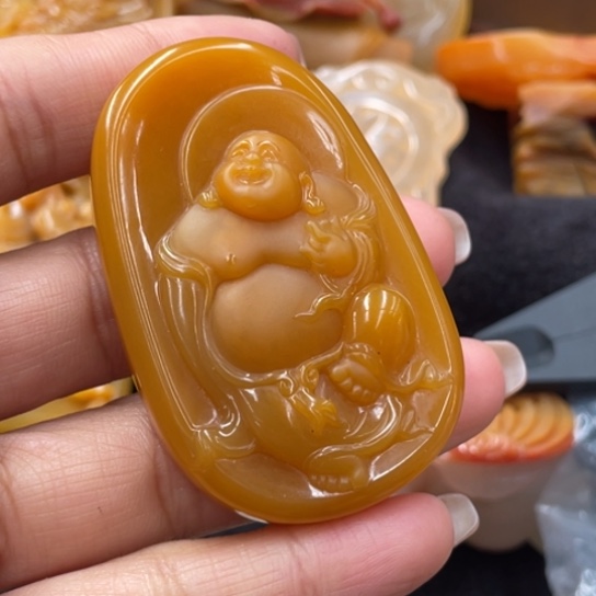 石英质玉（黄龙玉）挂件未镶嵌