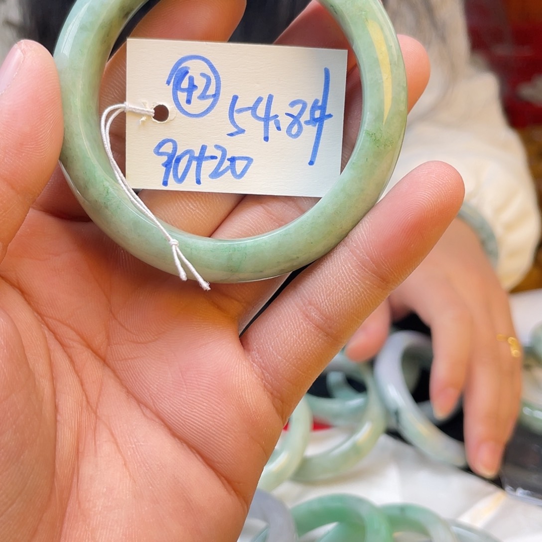 未镶嵌手镯翡翠42