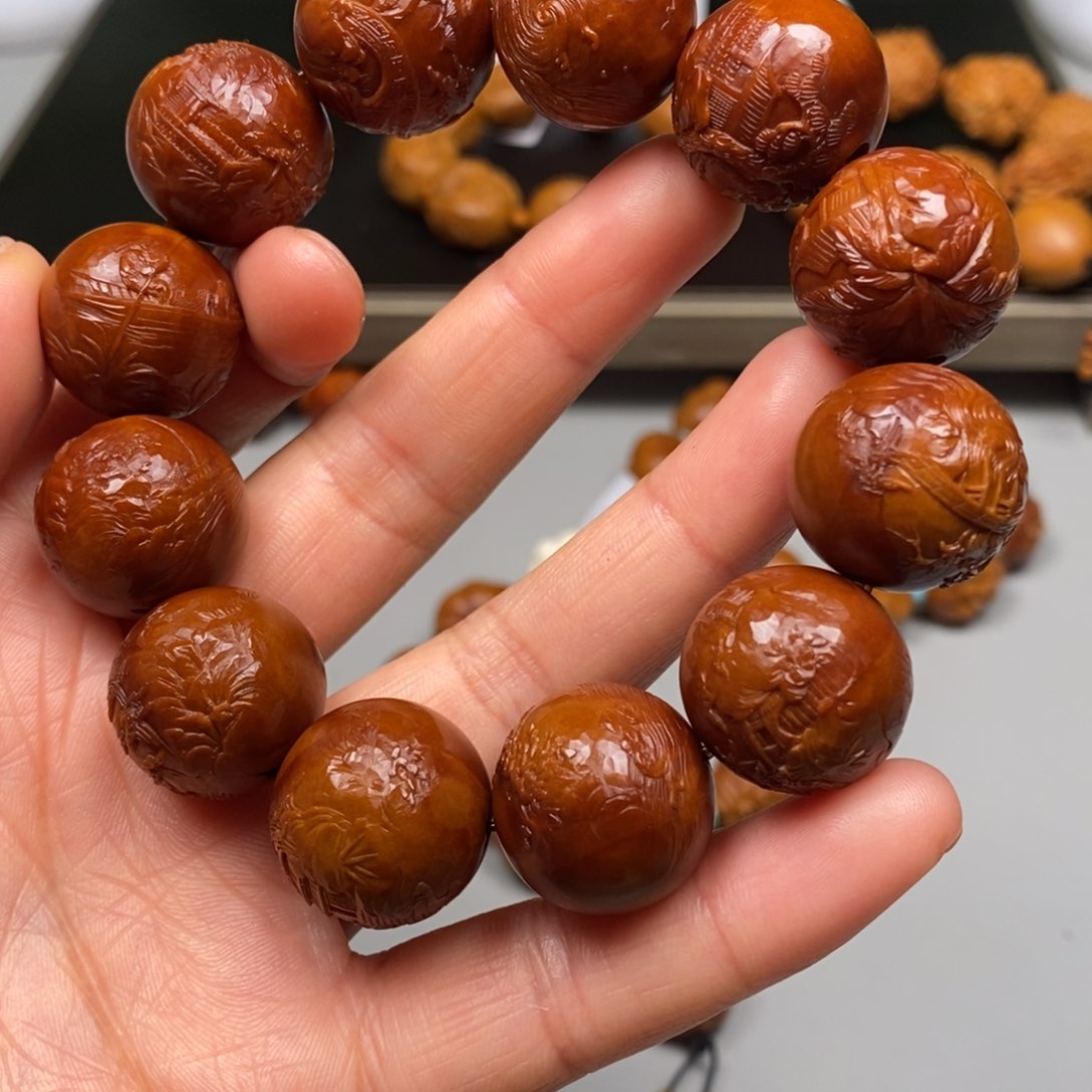 橄榄核吊坠观山定金，没有现货，需定制