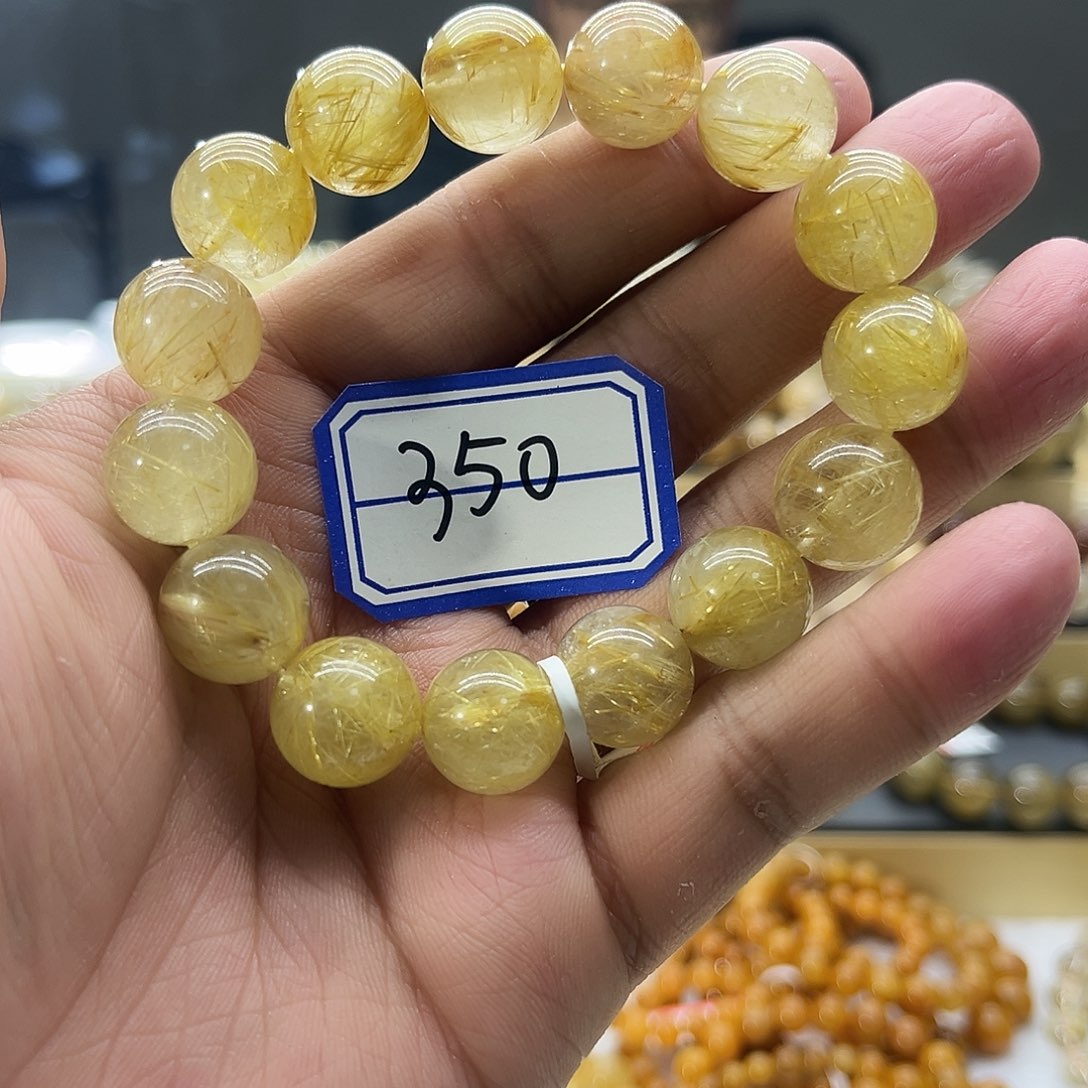 水晶手链未镶嵌百****飞晶莹剔透
