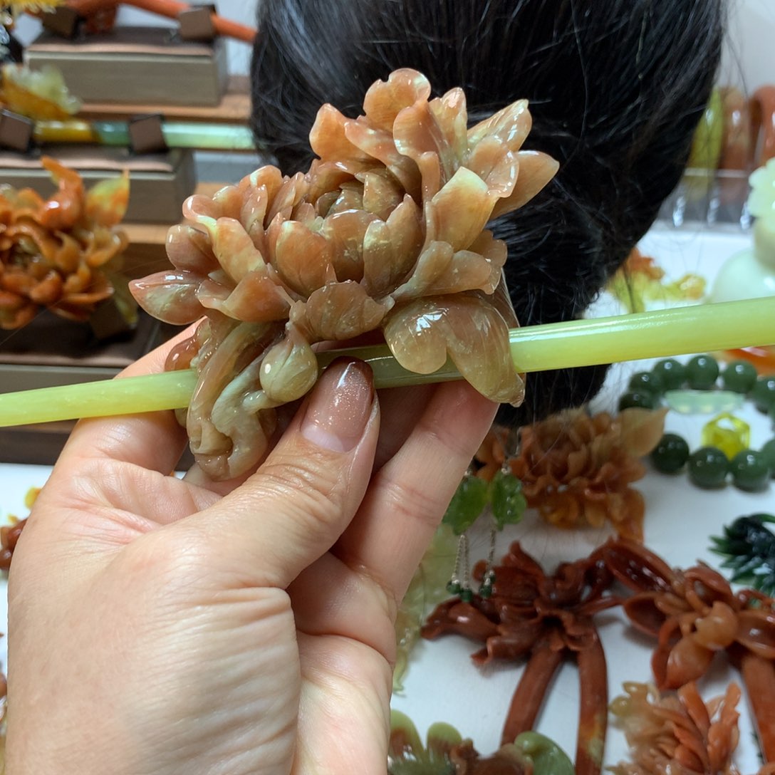 蛇纹石玉发饰未镶嵌