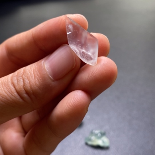 定制翡翠未镶嵌莫西沙小提溜