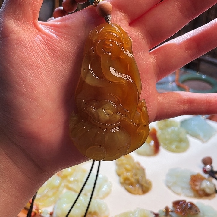 未镶嵌蛇纹石玉颈饰机***弟