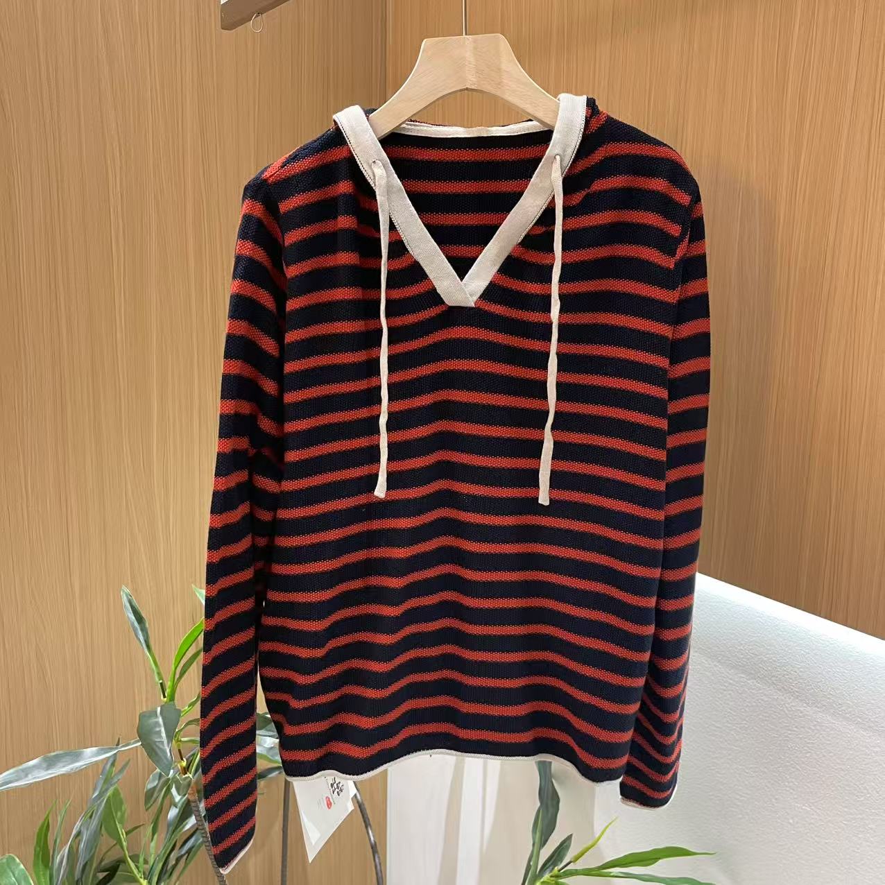 15393新款春秋宽松显瘦条纹连帽撞色百搭针织T恤