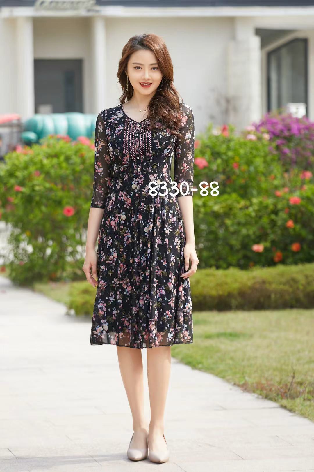 新品上市2025秋季高质量新款台湾纱中长袖显瘦修身优雅气质连衣裙