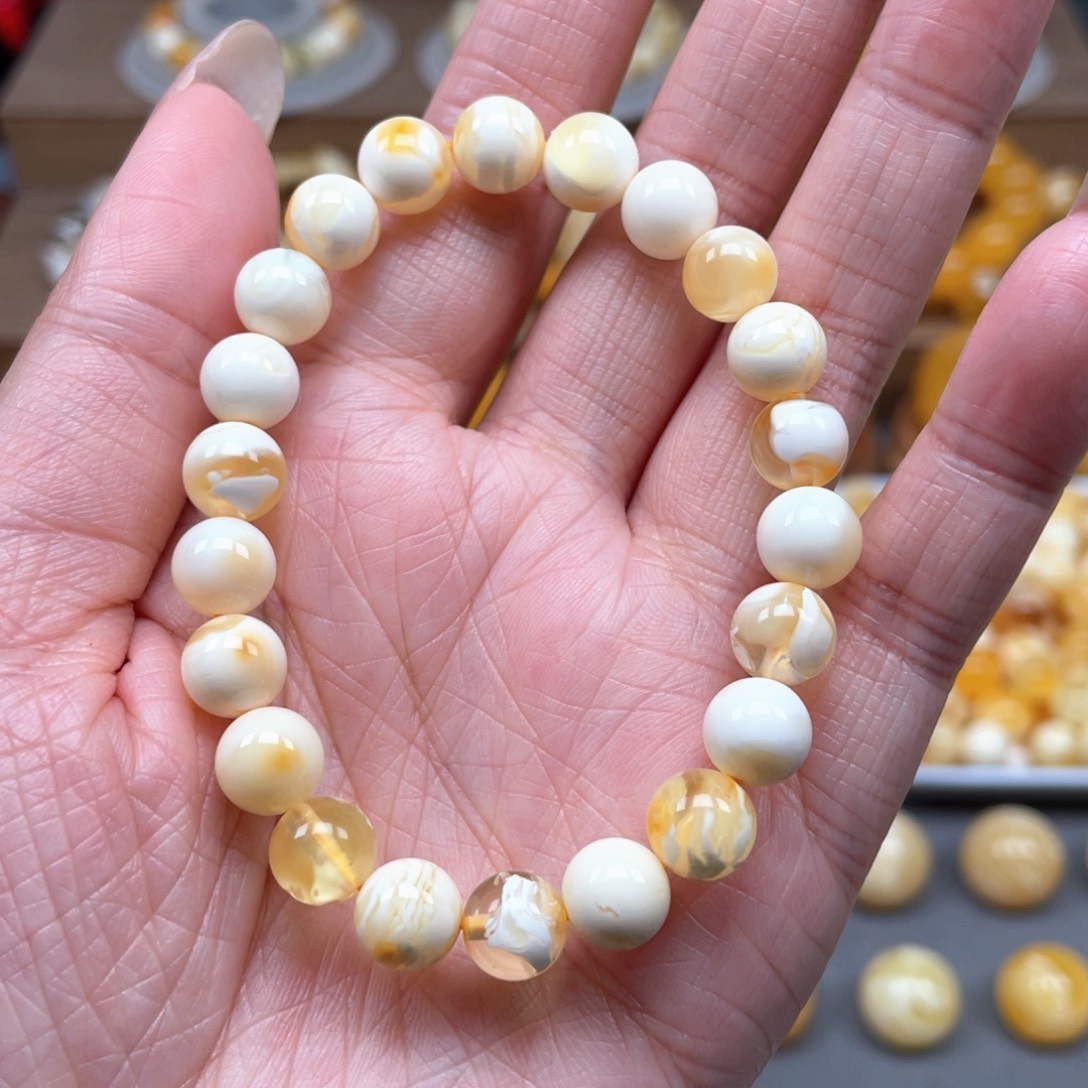 琥珀未镶嵌裸石天然