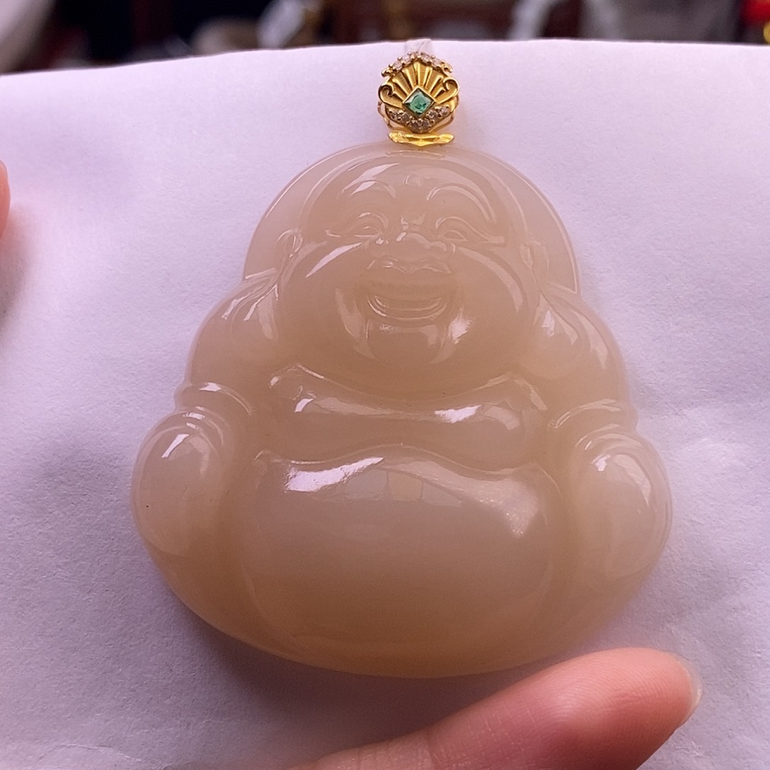 颈饰未镶嵌和田玉毕业级老坑料浓红粉18.k佛公吊坠