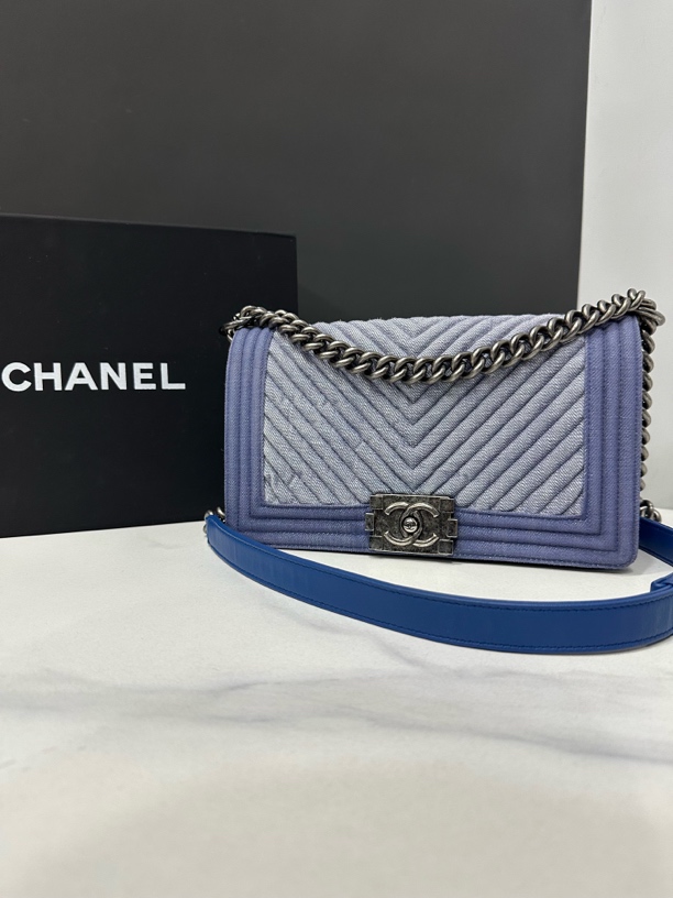 95新 Chanel/香奈儿 牛仔v纹leboy包20开25cm/0295011744