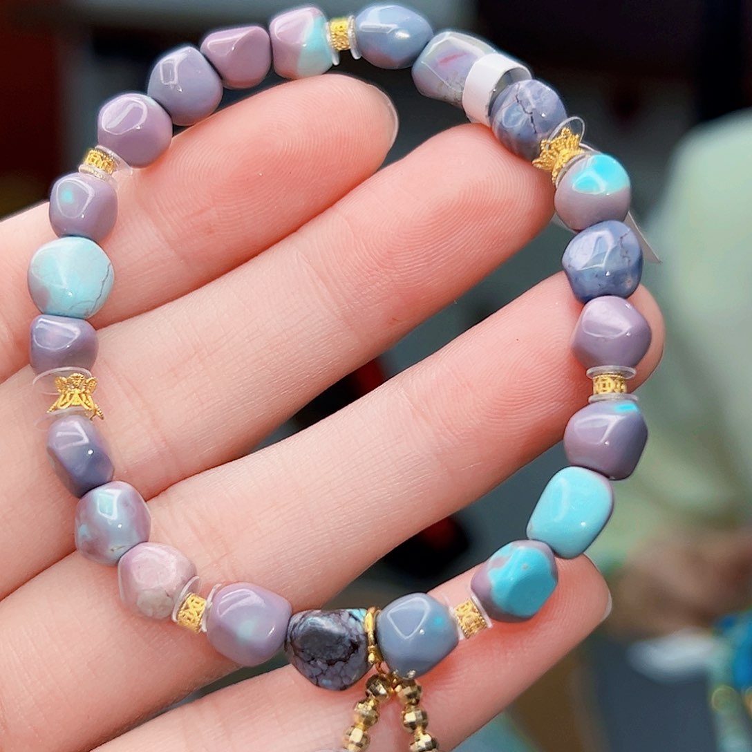 绿松石珠宝奇石18K金镶嵌