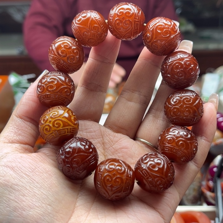 石英质玉颈饰未镶嵌