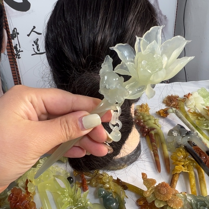 蛇纹石玉未镶嵌发饰婳*