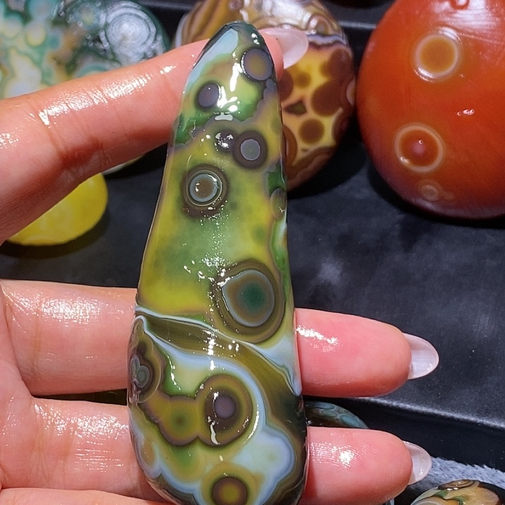 玛瑙/玉髓未镶嵌珠宝奇石25