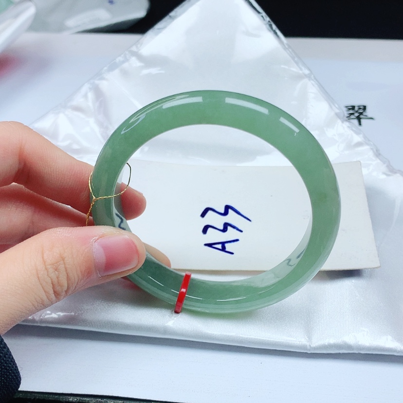 【闪购商品】翡翠手镯未镶嵌天然缅甸a货手镯52+