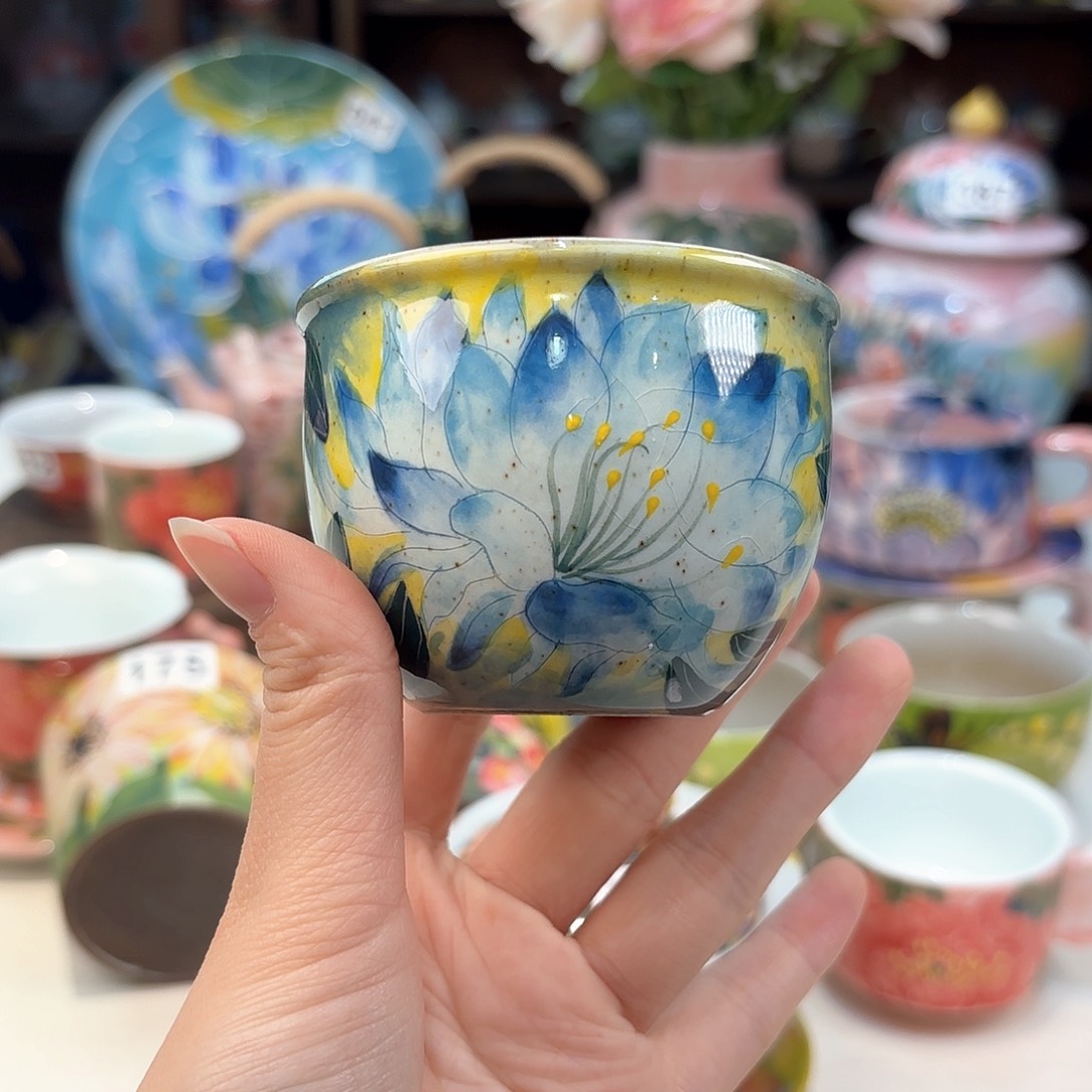 瓷片兔兔好可爱呀