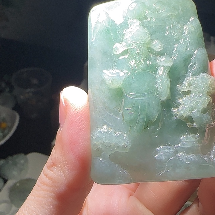 翡翠未镶嵌颈饰翡翠