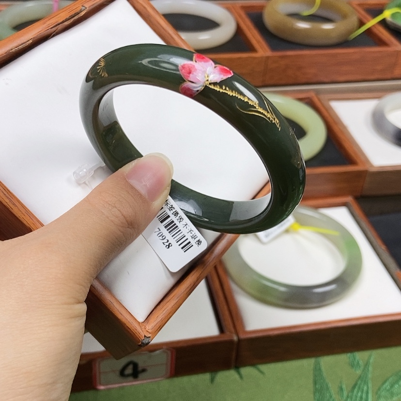 【闪购商品】和田玉未镶嵌手镯雕花5455