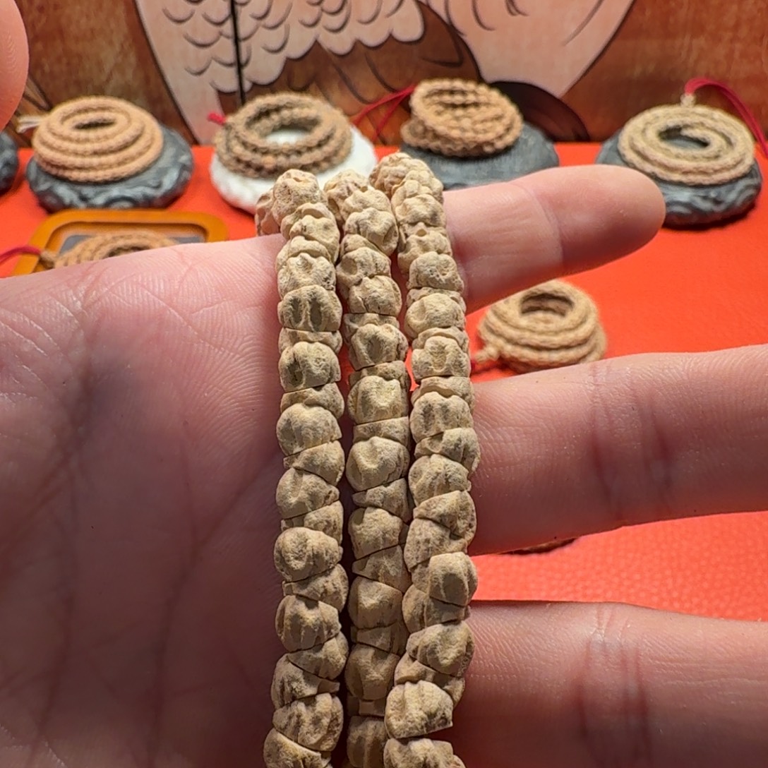 宫***羽手串柏香籽/百香籽