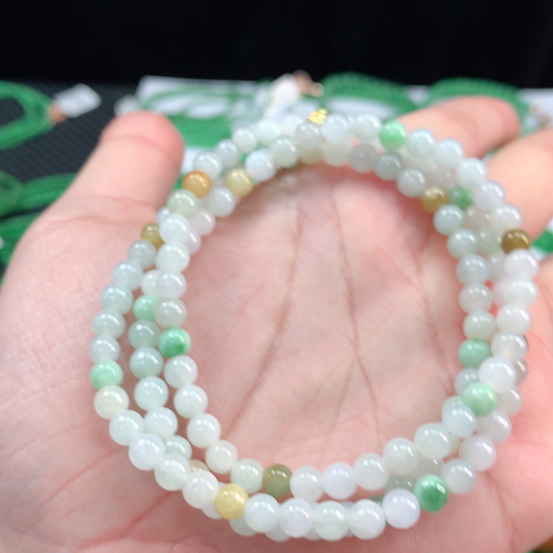 翡翠手链未镶嵌翡翠