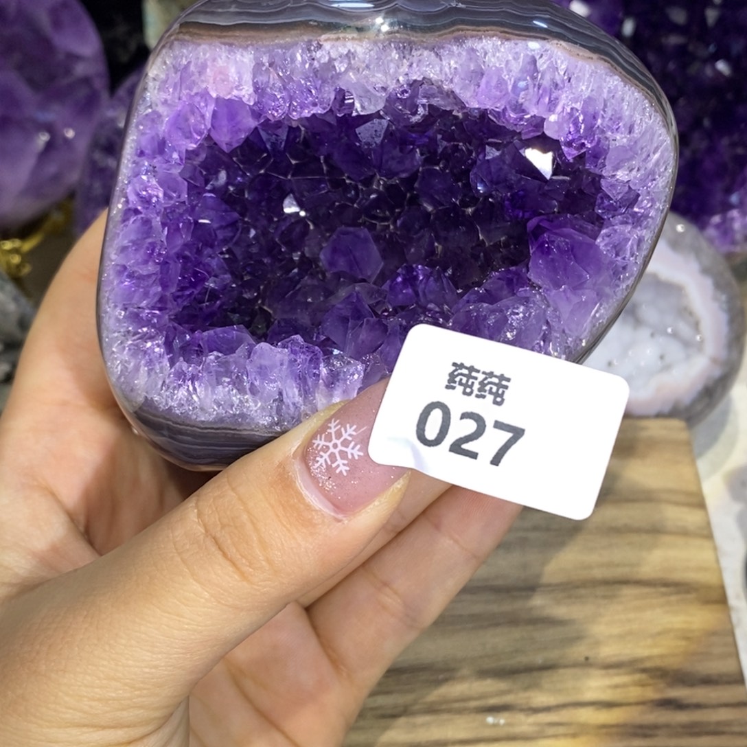 大型摆件（非配饰）未镶嵌紫晶全抛大牙钱袋子