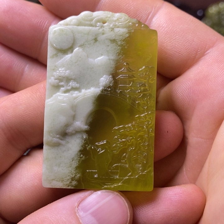 岫玉岫玉颈饰未镶嵌