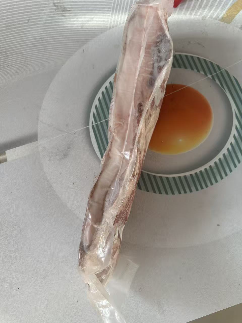 鹊山黑猪肉生态跑山猪肉
