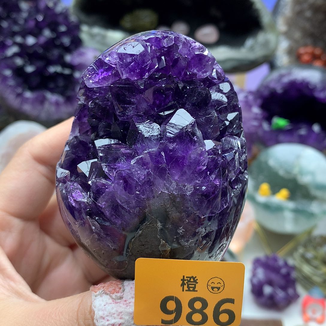 未镶嵌水晶大型摆件（非配饰）