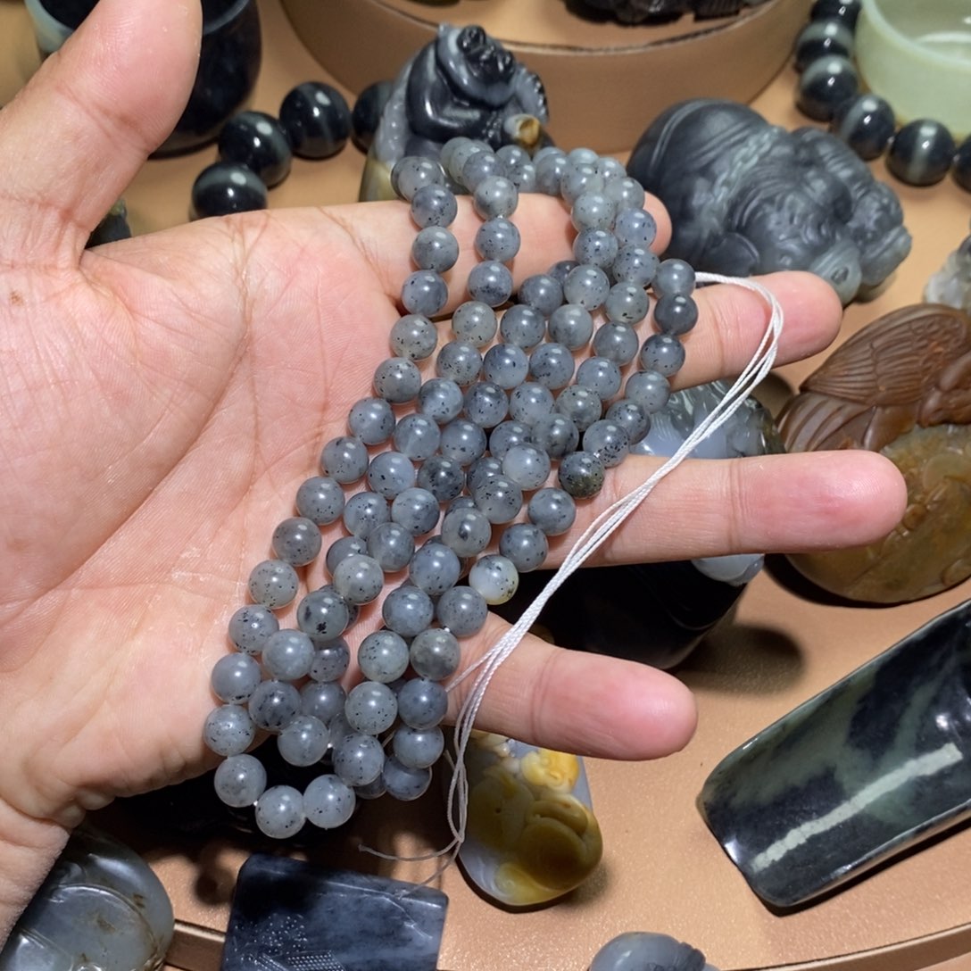 未镶嵌和田玉把件逗*抖