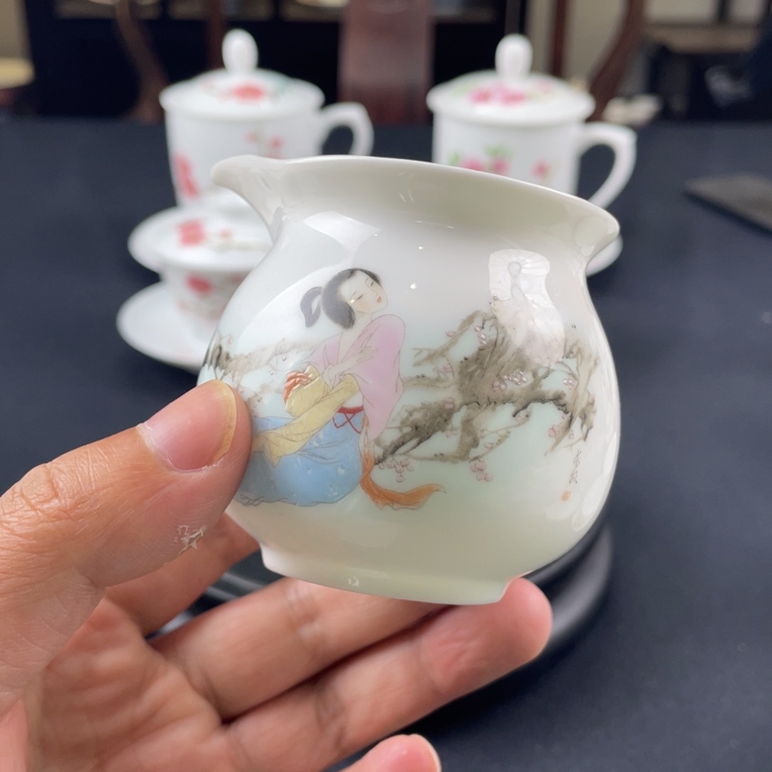 瓷片轻工业陶瓷研究所