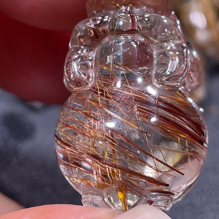 舍***旦未镶嵌颈饰发晶钛晶