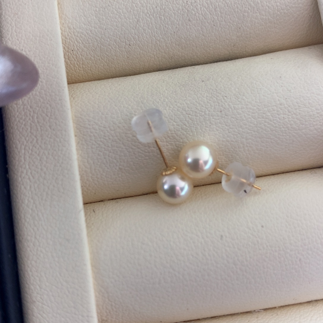 海水珍珠耳饰18K金镶嵌
