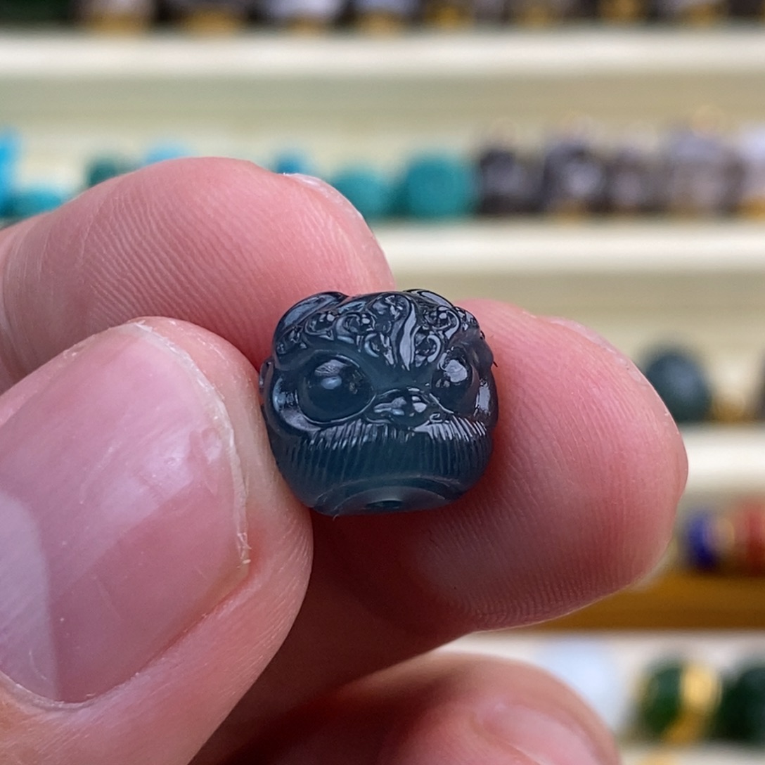 翡翠颈饰未镶嵌隔珠