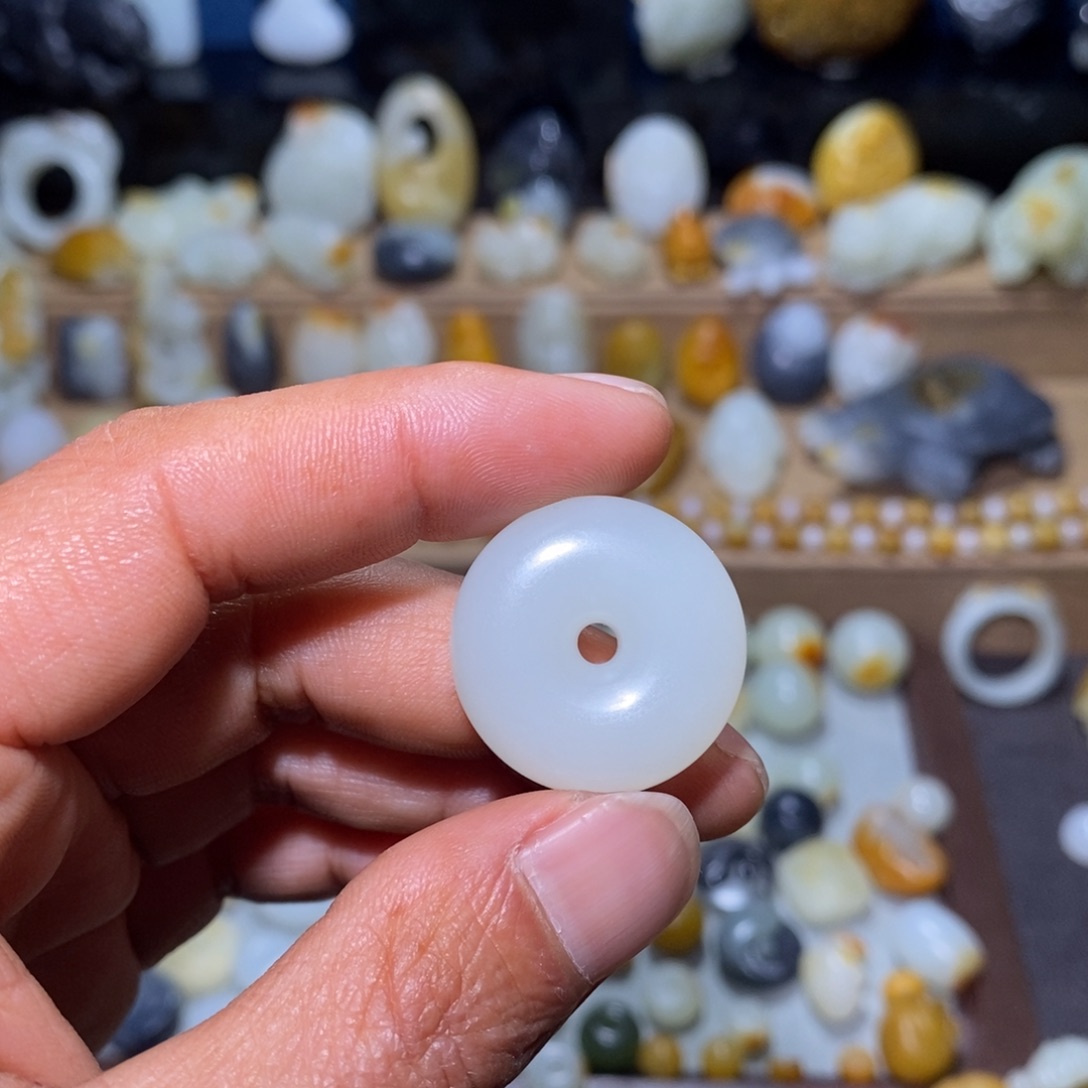 和田玉吊坠(不含链)未镶嵌