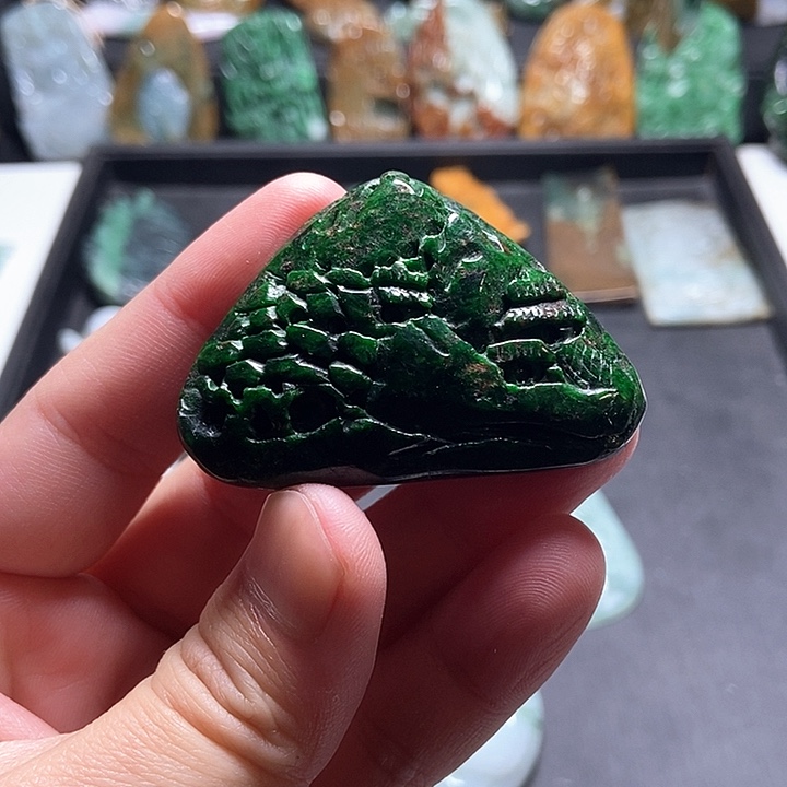 翡翠未镶嵌颈饰翡翠a货